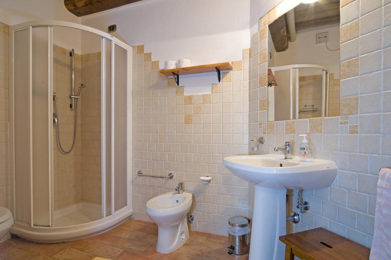 Agriturismo Fontesettimena Appartamento Rondine- Appartamento Capriolo 볼테라 외부 사진