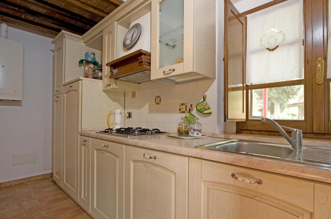 Agriturismo Fontesettimena Appartamento Rondine- Appartamento Capriolo 볼테라 외부 사진